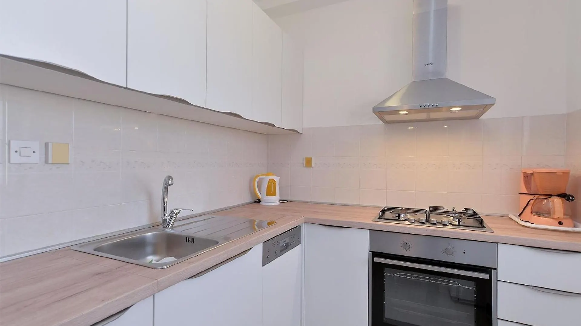 Apartment Ferienwohnung Fuer 6 Personen Ca 120 Qm In Medulin, Istrien Suedkueste Von Istrien Croatia