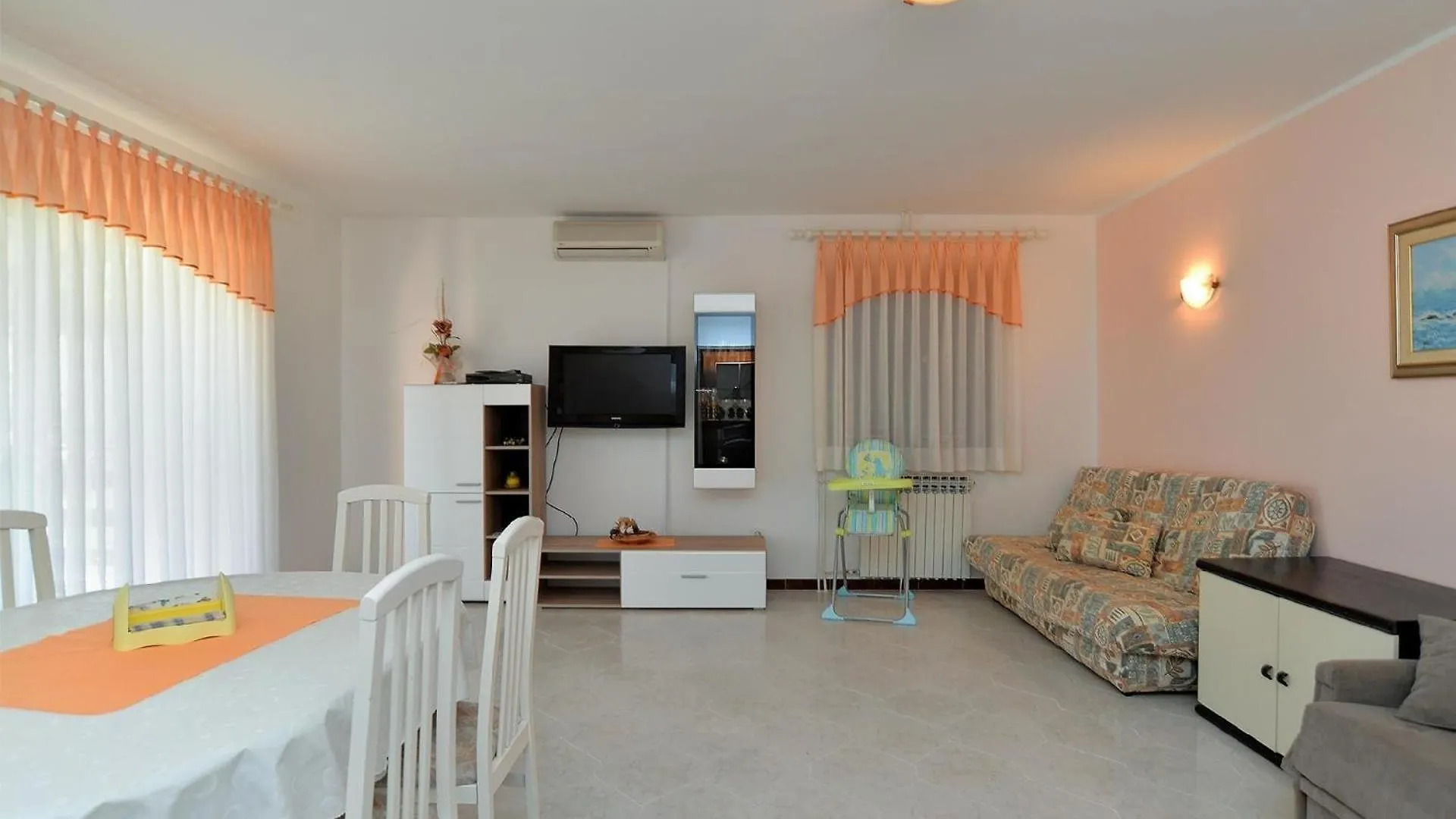 Ferienwohnung Fuer 6 Personen Ca 120 Qm In Medulin, Istrien Suedkueste Von Istrien Medulin